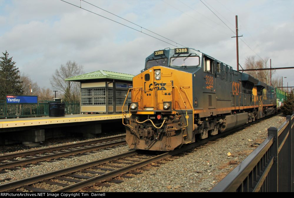 CSX 3388 leads Q409